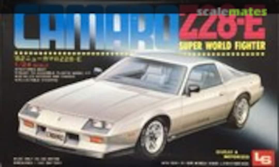 1:24 Camaro Z28-E '82 (LS C810-800)