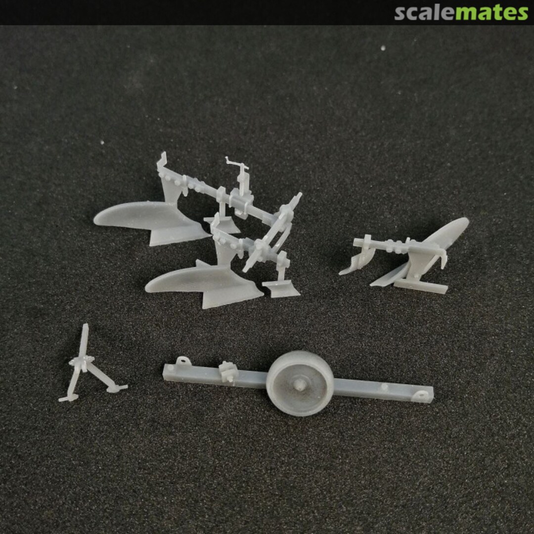 Contents PLN 3-35 Plough LR-430008 Lev Resin Models Contents PLN 3-35 Plough LR-430008 Lev Resin Models