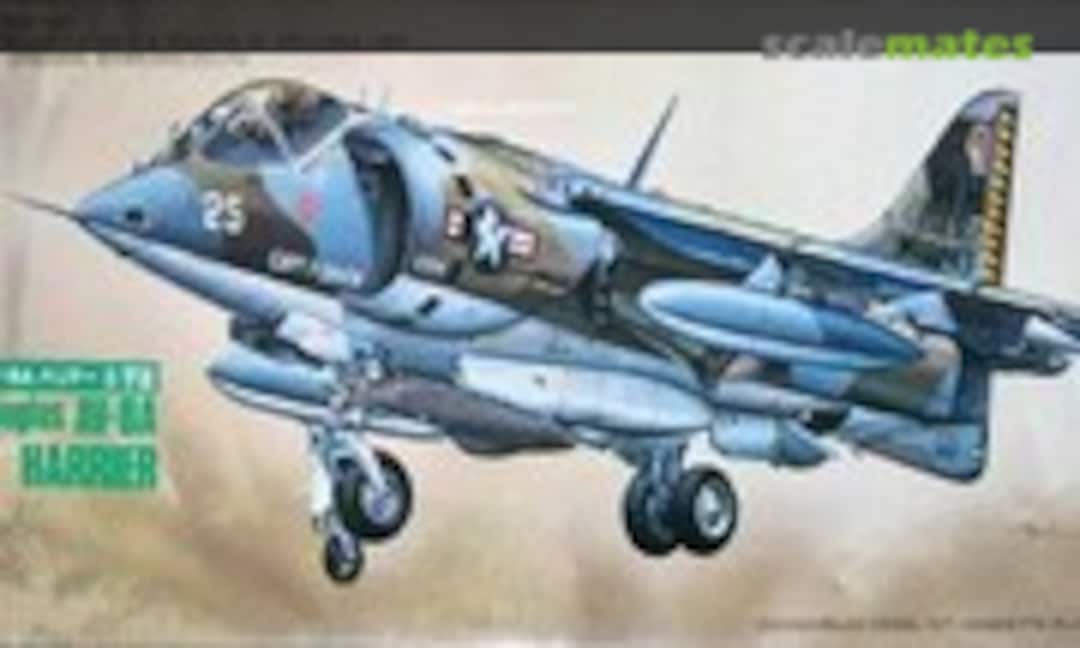 1:72 AV-8A Harrier (Hasegawa 615)