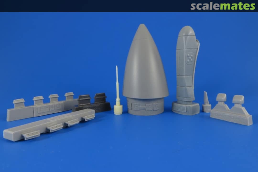 Boxart Phantom F-4G R32020 Q-M-T Boxart Phantom F-4G R32020 Q-M-T