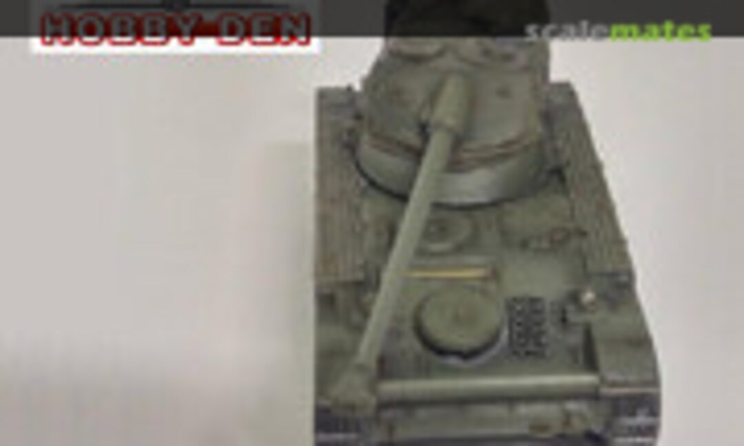 1:72 AMX-13 (Hobby Den HD077)