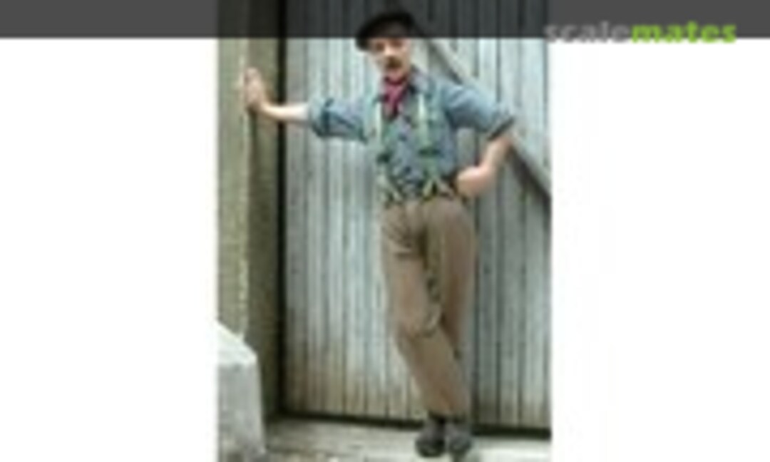 1:35 Man Leant Against a Wall or a Vehicle (MK35 F211) F211