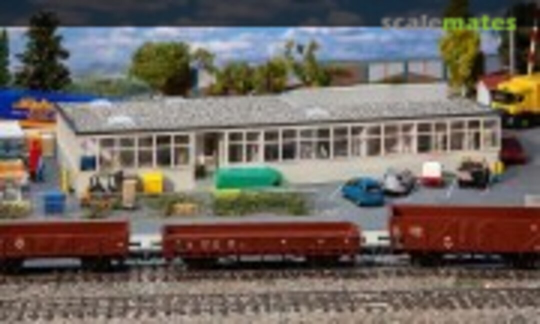 1:87 Werkstatt mit Inneneinrichtung (Faller 130168)