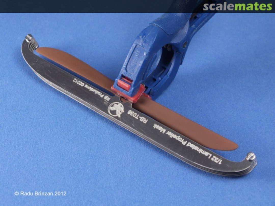 Boxart Laminated Wooden Propeller Mask RB-T036 RB Productions