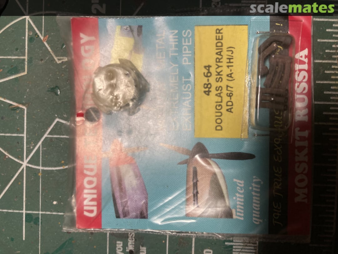 Boxart Douglas Skyraider AD-6/7 (A-1H/J) 48-64 Moskit Boxart Douglas Skyraider AD-6/7 (A-1H/J) 48-64 Moskit
