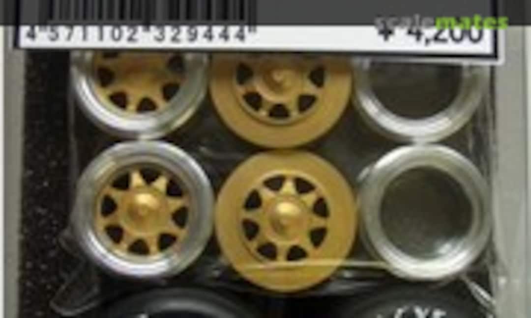 1:20 1980's Wide-Use F1 Wheel and Tyre Set (Model Factory Hiro P-944) P-944