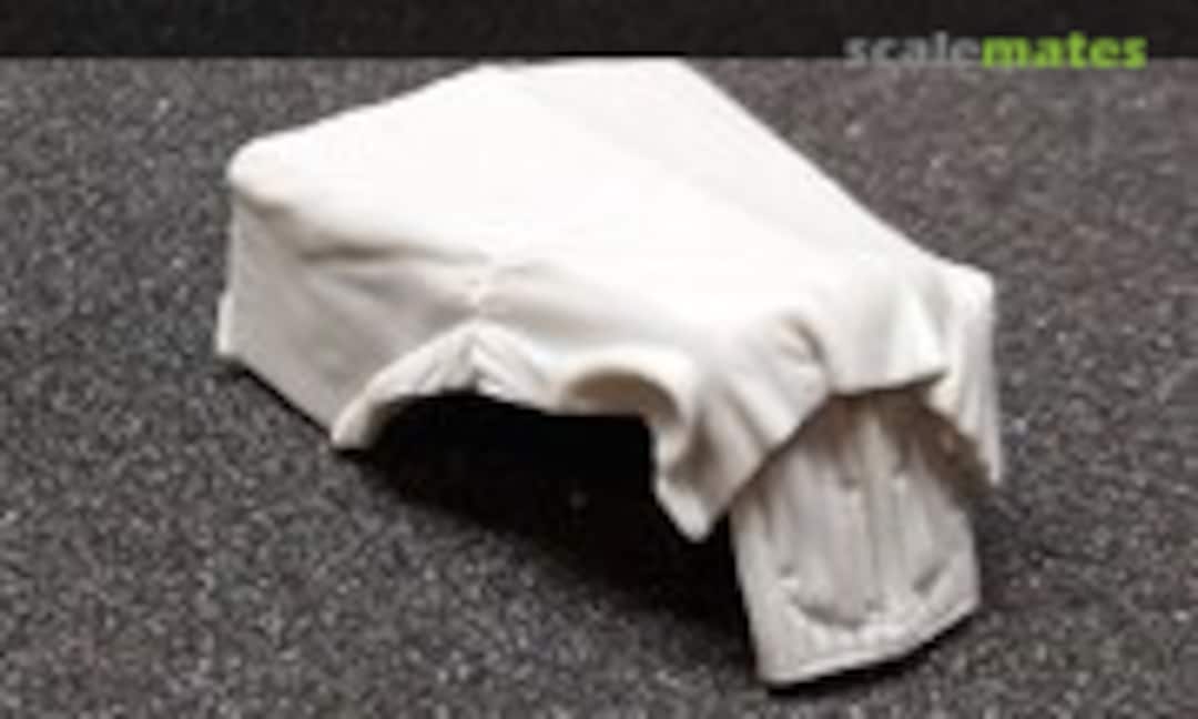 1:35 Fiat 508 engine deck with canvas cover (Panzer Art RE35-619) RE35-619