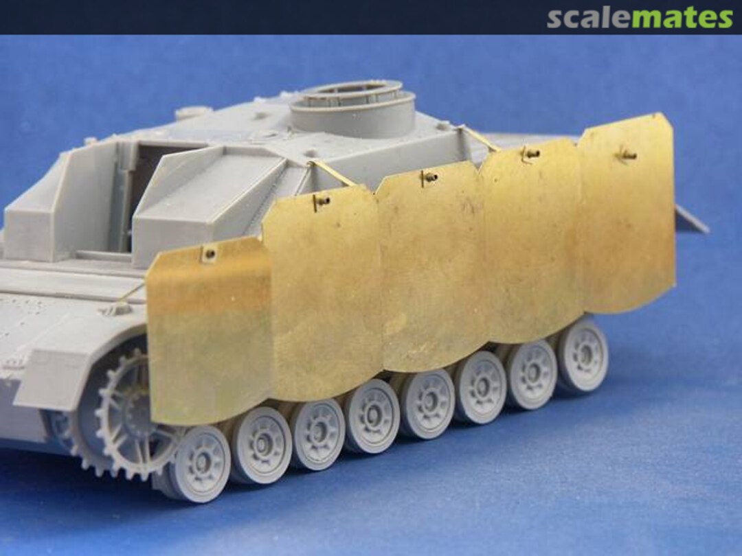 Boxart Schurzen for StuG.IV (Late Model) P35-024 Armorscale Boxart Schurzen for StuG.IV (Late Model) P35-024 Armorscale