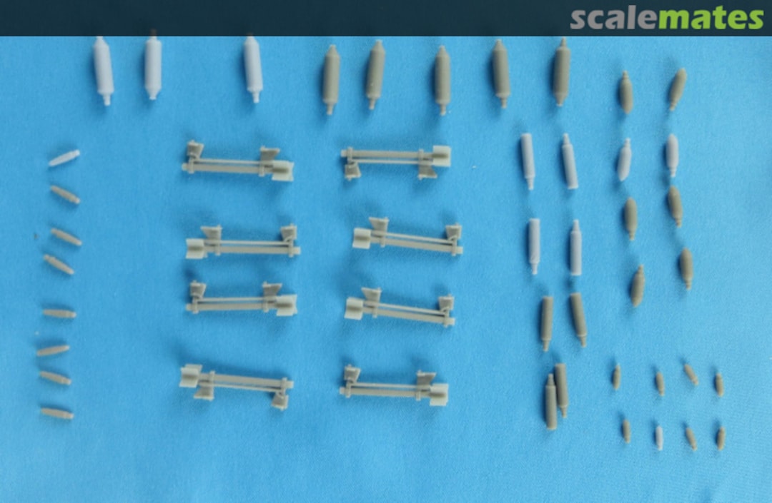 Contents RAAF Meteor Mk.8 Rocket Set 60 lb Warhead RRR72184 Red Roo Models