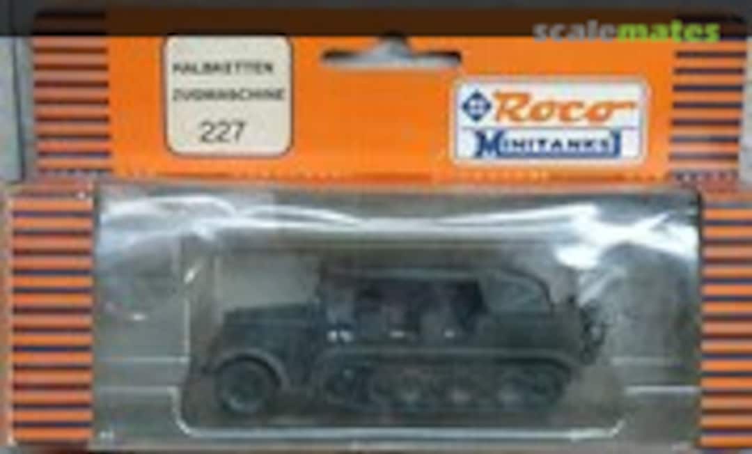 1:87 Halbketten Zugmaschine (Roco Minitanks 227)