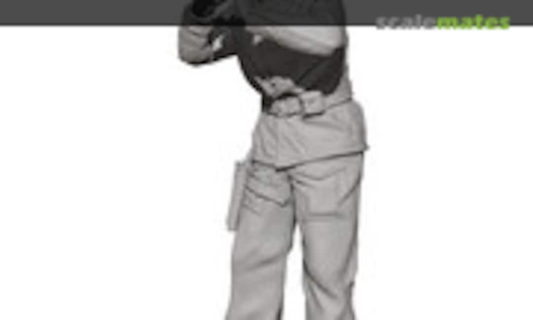 1:35 M10 Achilles British Tank Commander (SOL MM681) MM681