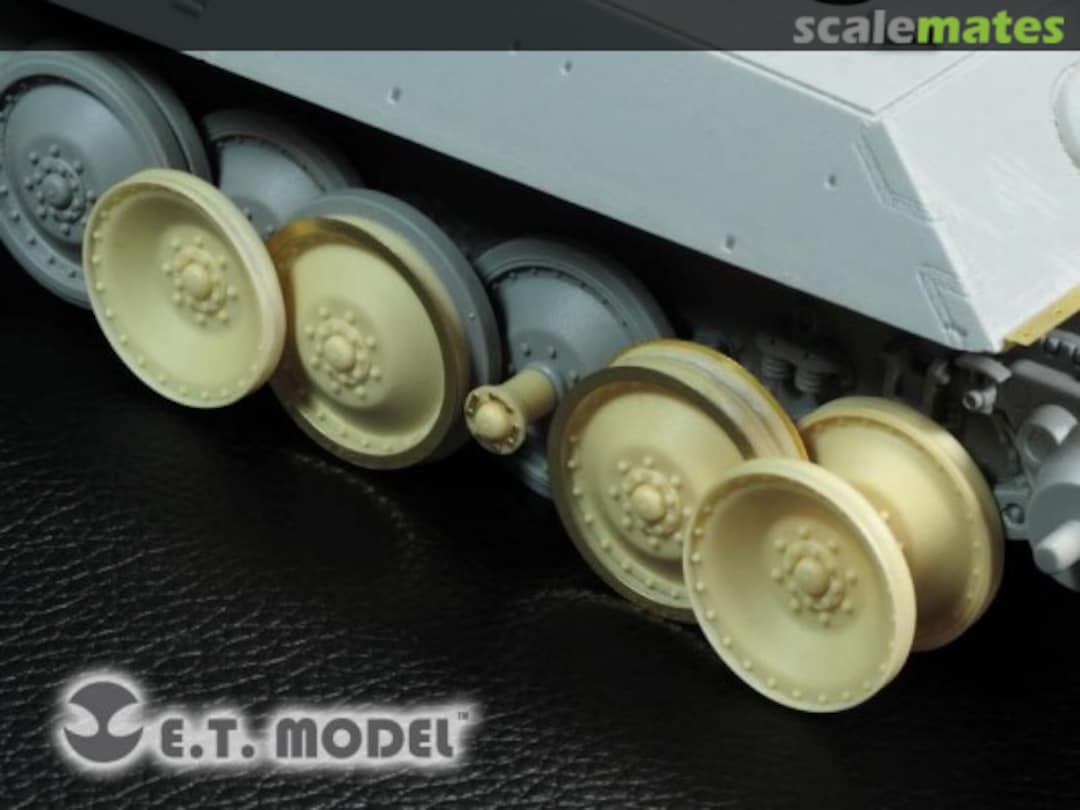 Boxart Damaged Road Wheels for Panther A/G Version - Dragon - ER35-036 E.T. Model Boxart Damaged Road Wheels for Panther A/G Version - Dragon - ER35-036 E.T. Model