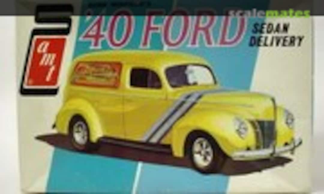 1:25 1940 Ford Sedan Delivery (AMT T292-200)