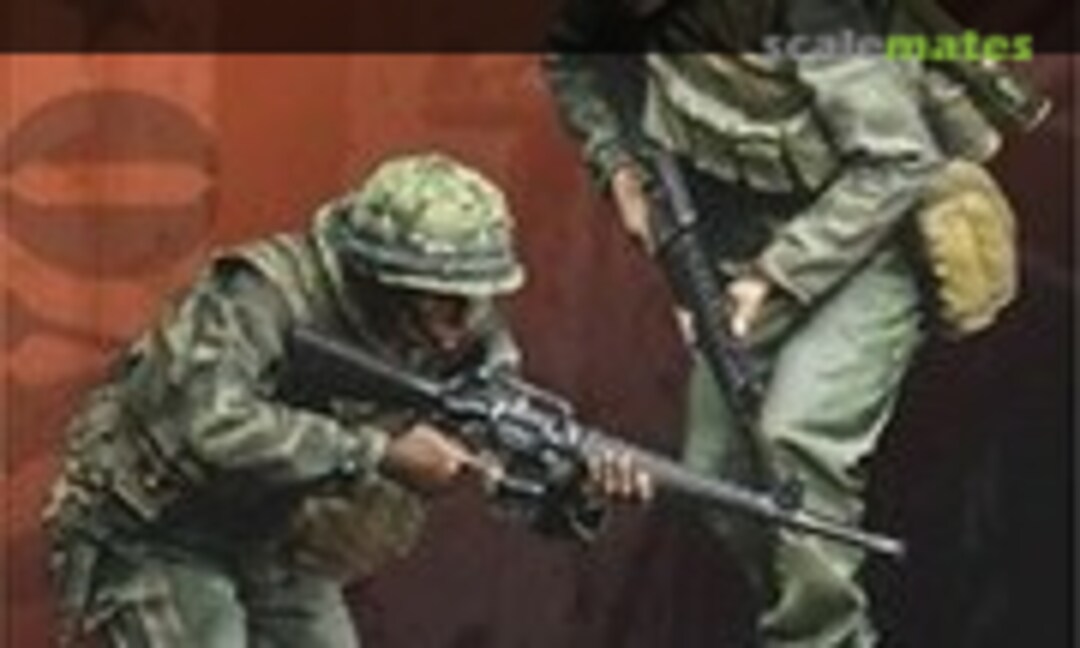 1:35 U.S.M.C. Around The Corner (3) (Bravo-6 B6-35307) B6-35307