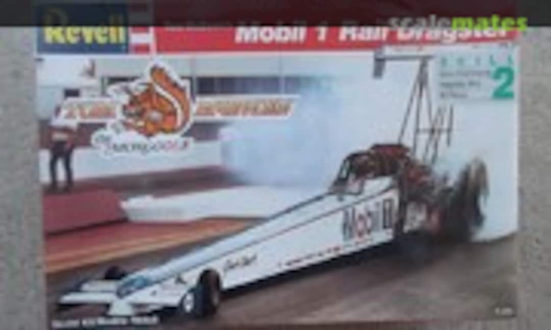 1:25 Mobil 1 Rail Dragster (Revell 7497)