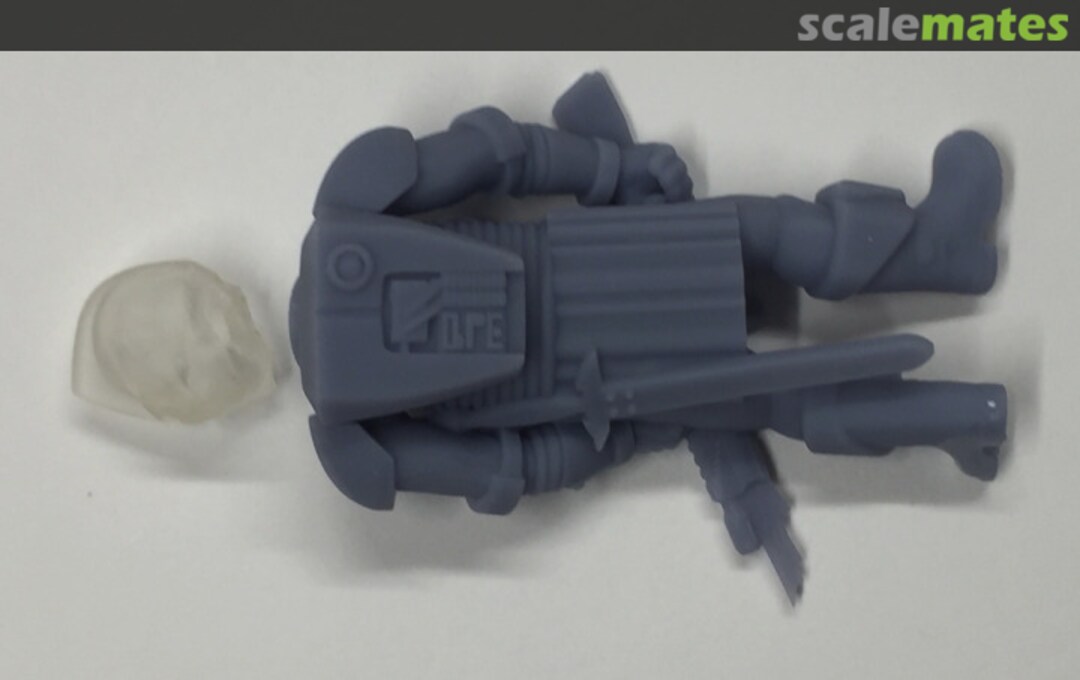 Boxart Cylon Centurion Casualty CSM-090-19 Cozmic Scale Models Boxart Cylon Centurion Casualty CSM-090-19 Cozmic Scale Models