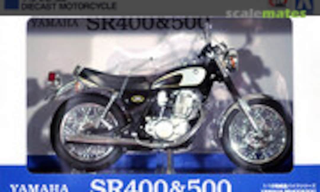 1:12 Yamaha SR400&amp;500 Glittering Black (Aoshima 105856)