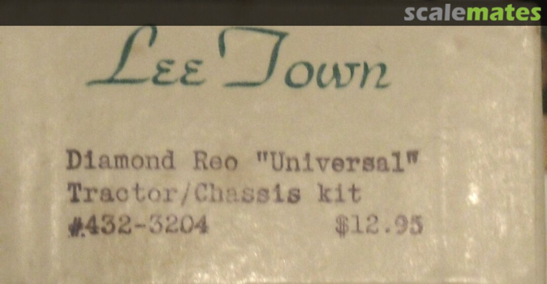 Boxart Diamond Reo Universal Tractor & Chassis 432-3204 Lee Town Boxart Diamond Reo Universal Tractor & Chassis 432-3204 Lee Town