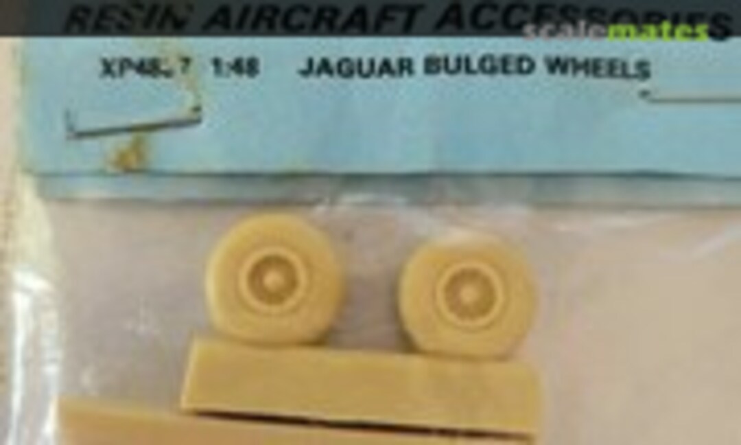 1:48 Jaguar Bulged Tires (Xtraparts XP4837) XP4837