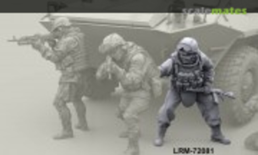 1:72 Russian Soldier - Gunner - Set 26 (Live Resin LRM72081) LRM72081
