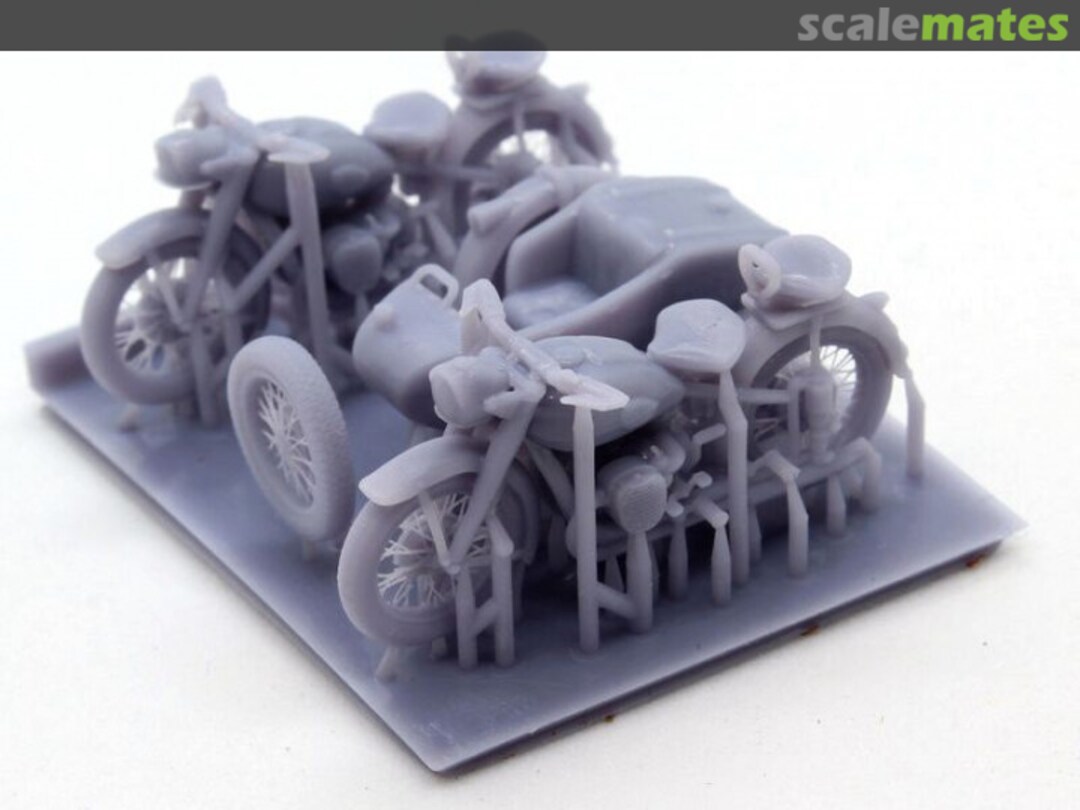 Contents M-72 Motorcycle & M-72 with Sidecar 72452 FC Model Trend Contents M-72 Motorcycle & M-72 with Sidecar 72452 FC Model Trend