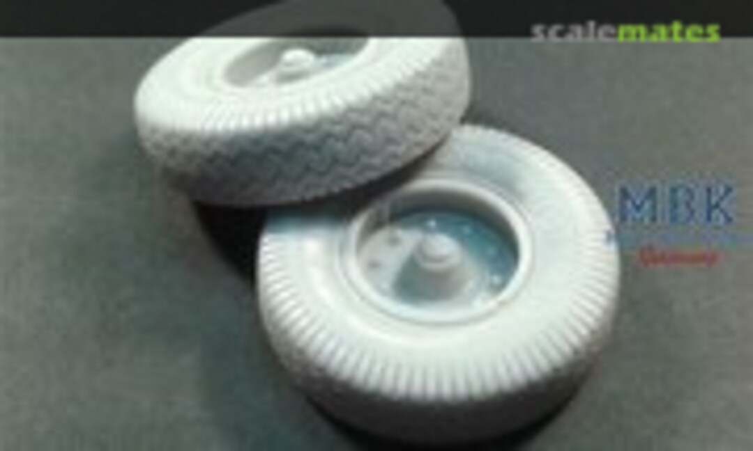 1:35 Sd.Kfz 9 Front Road Wheels (Continental No. 1) (Panzer Art RE35-504)