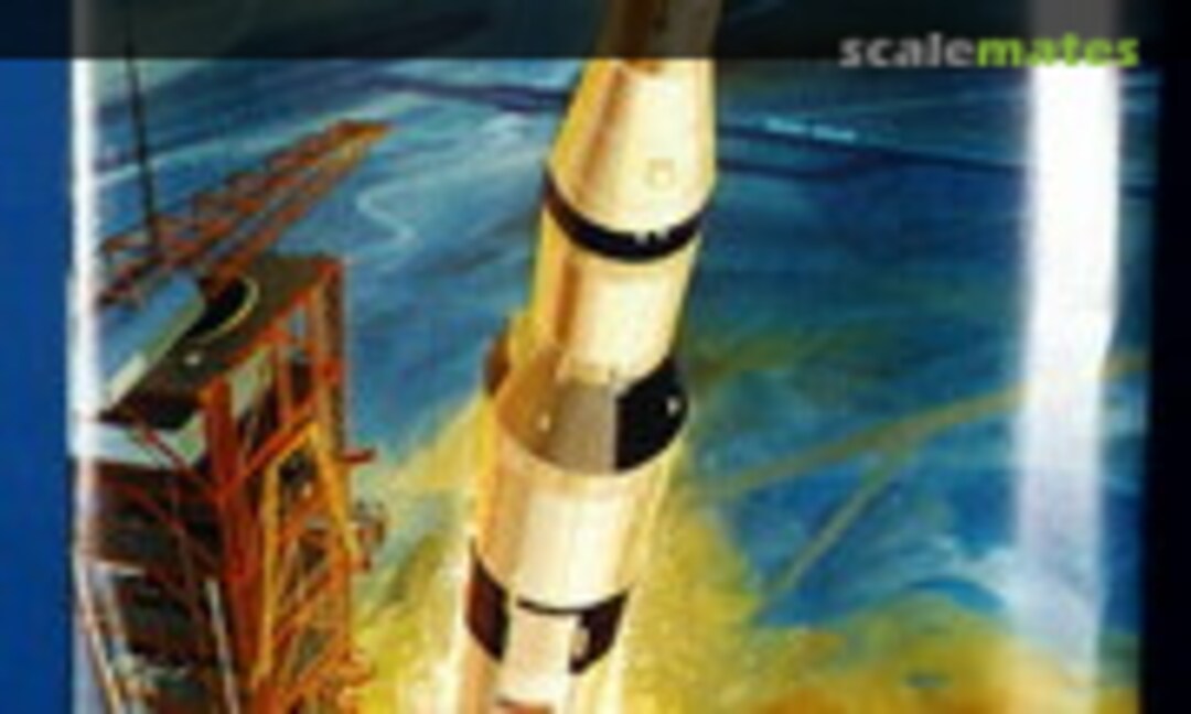 1:200 Saturn V Rocket and Apollo (AMT S945)