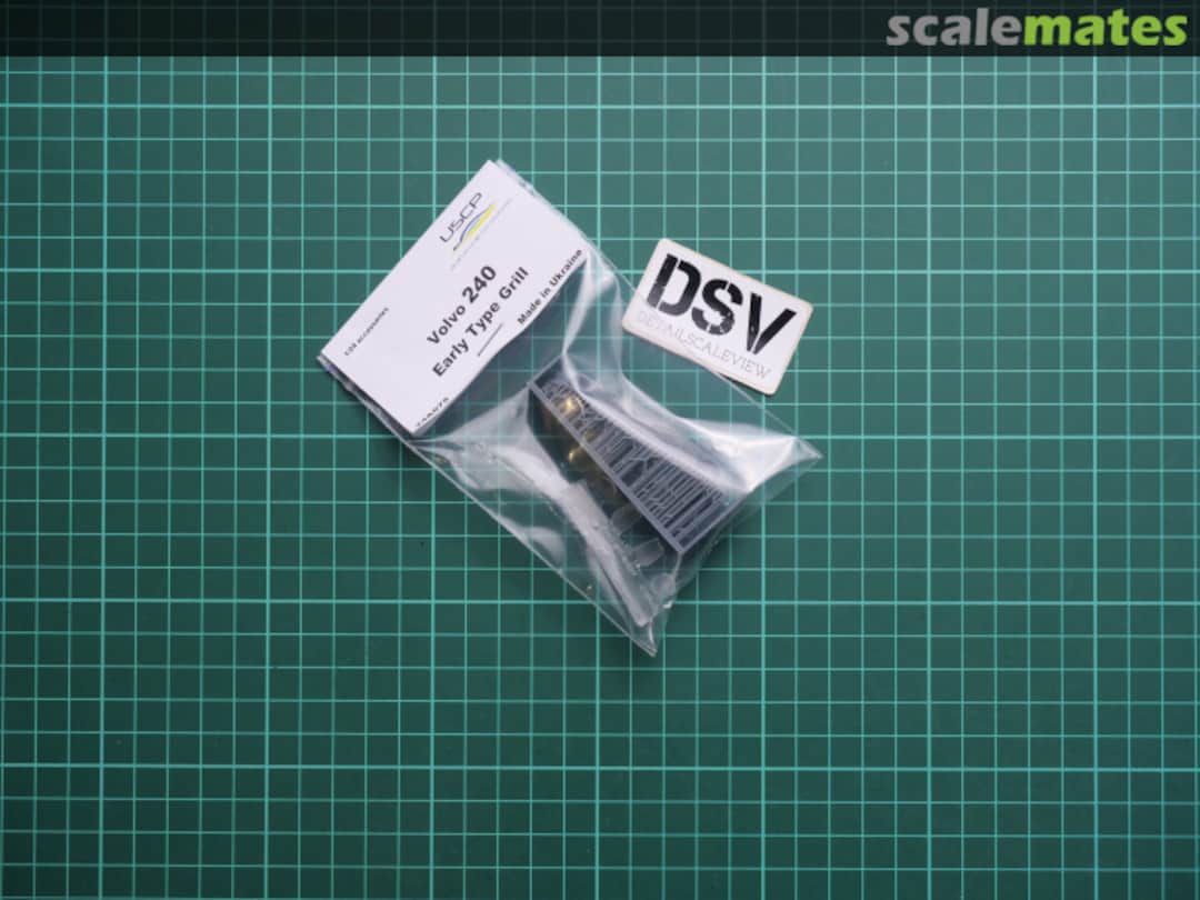 Boxart Volvo 240 Early Type Grille 24A075 USCP Boxart Volvo 240 Early Type Grille 24A075 USCP