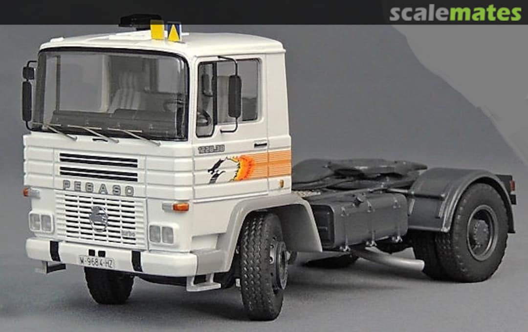 Boxart Pegaso Tecno 1228.38 C43007K Otero Scale Model