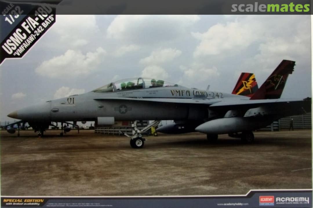 Boxart McDonnell-Douglas F/A-18D Hornet 12118 Academy