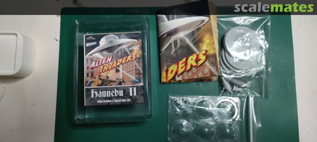 Boxart Haunebu Il Alien Invaders Conversion Set SQM39008 Squadron Boxart Haunebu Il Alien Invaders Conversion Set SQM39008 Squadron