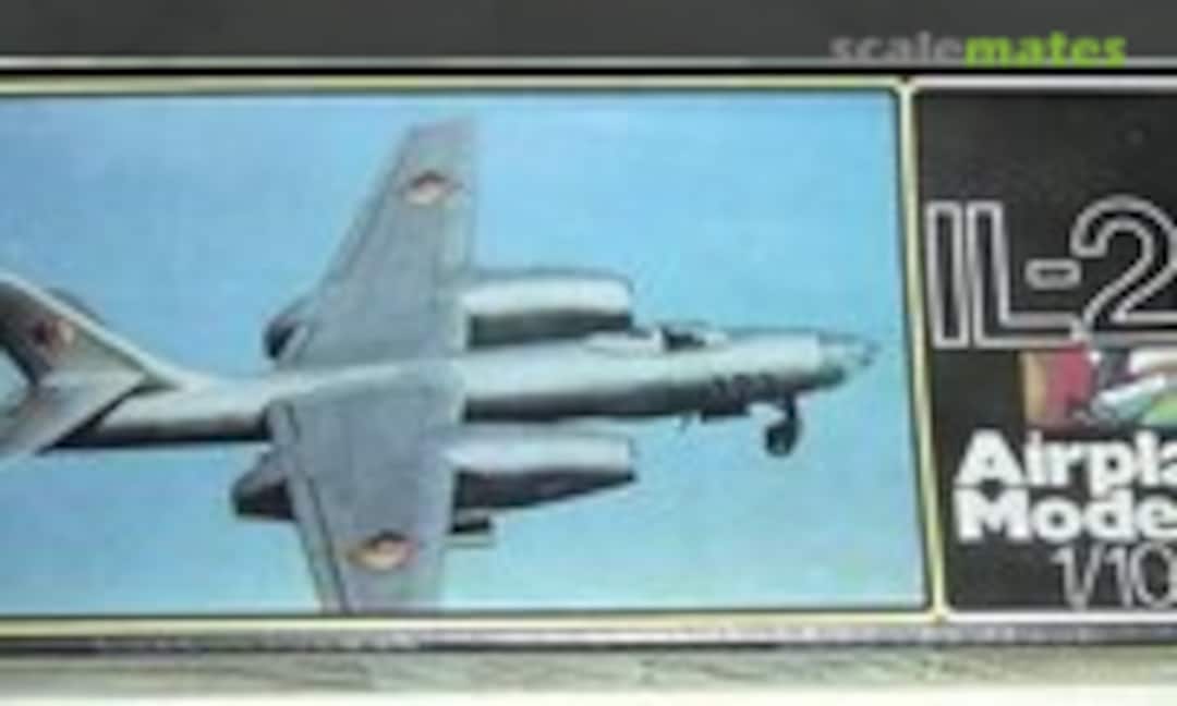 1:100 Ilyushin Il-28 (VEB Plasticart )