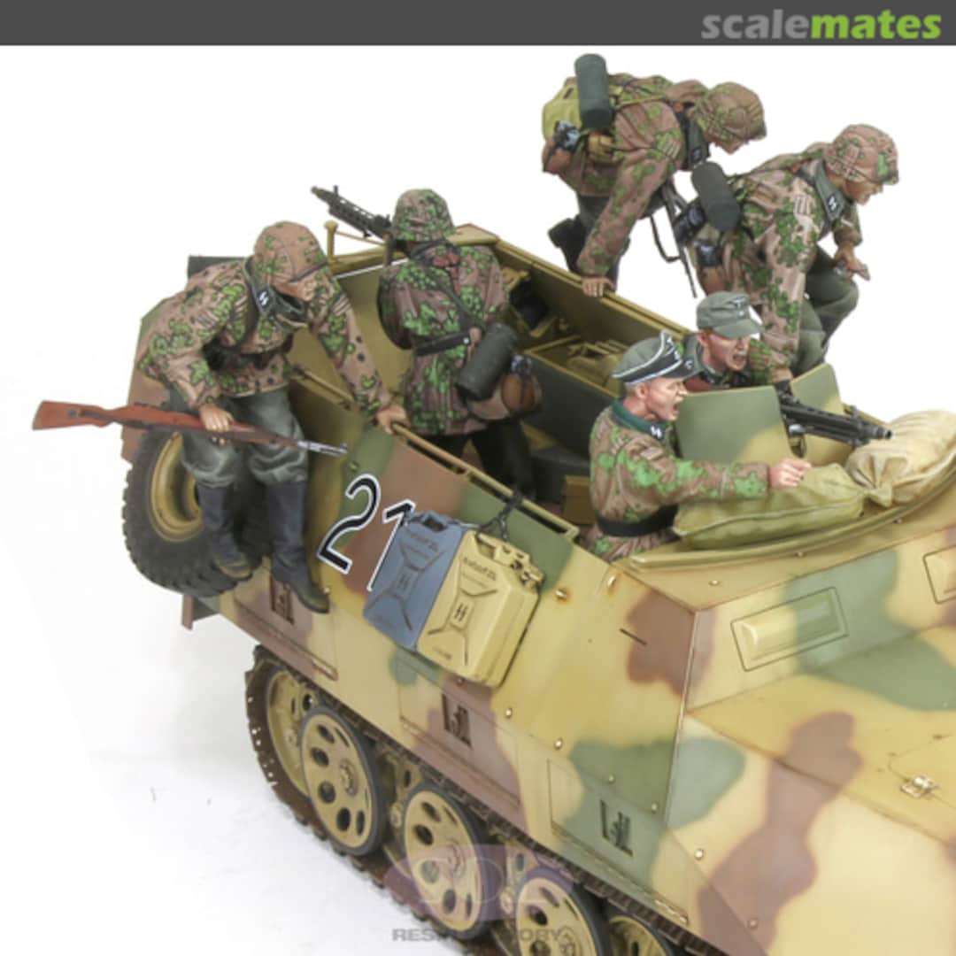 Boxart WWII Sd.kfz.251/1 Crew MM656 SOL Boxart WWII Sd.kfz.251/1 Crew MM656 SOL