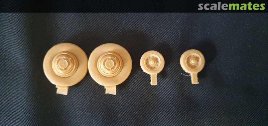 Boxart F-100 Super Sabre wheels RF32011 Renaissance Boxart F-100 Super Sabre wheels RF32011 Renaissance