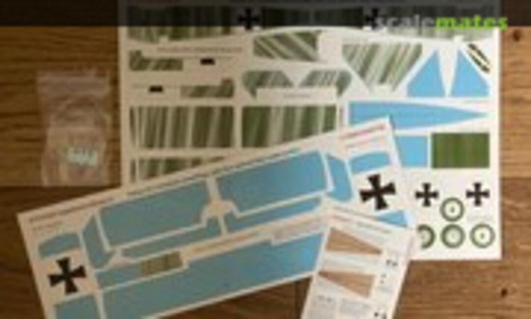 1:32 Fokker Dr.I streaked camouflage, pale blue painted linen undersurfaces (Aviattic ATT32305) ATT32305