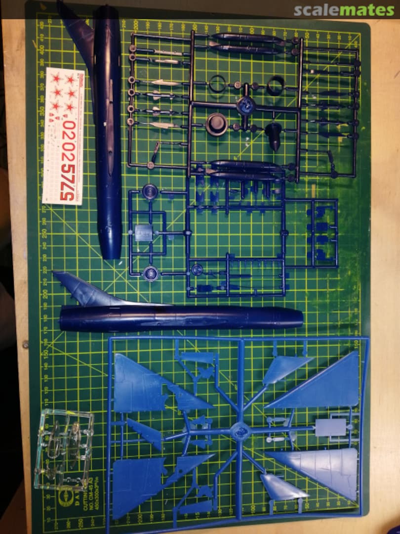Contents Su-9B MQ-7239 Maquette Contents Su-9B MQ-7239 Maquette