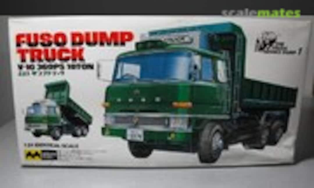 1:24 Fuso Dump Truck (Mitsuwa Model 311)