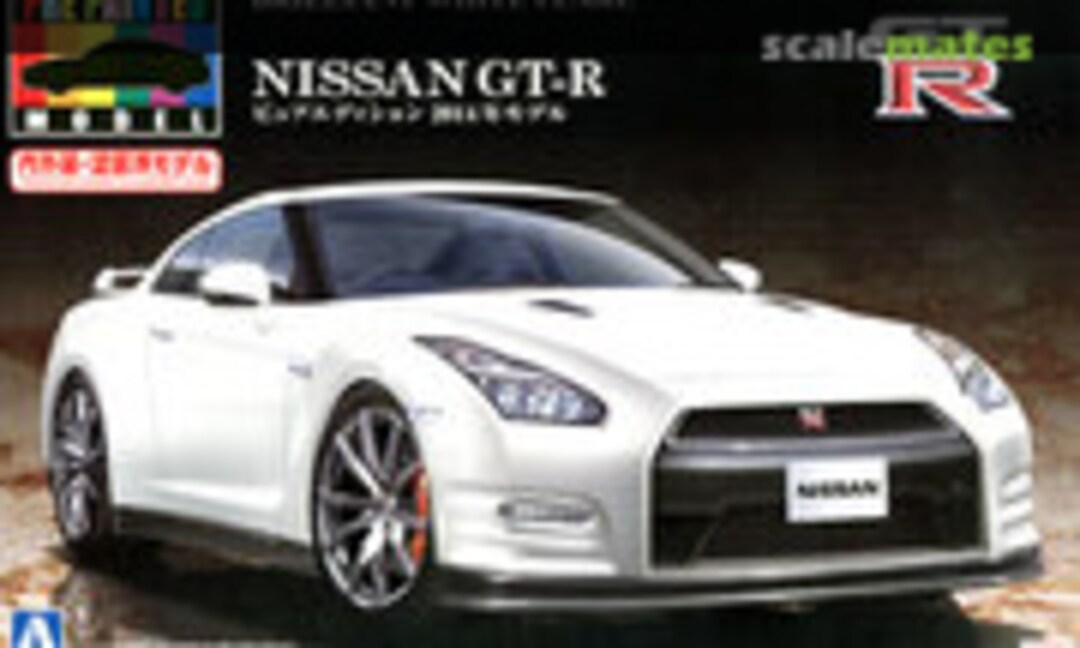1:24 Nissan GT-R(R35) 2014 (White Pearl) (Aoshima 011348)