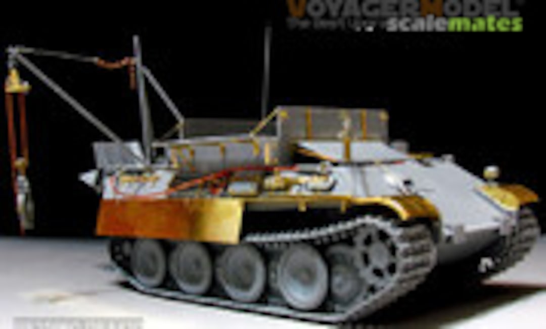 1:35 WWII German Bergepanther Ausf.G Basic (Voyager Model PE35960)