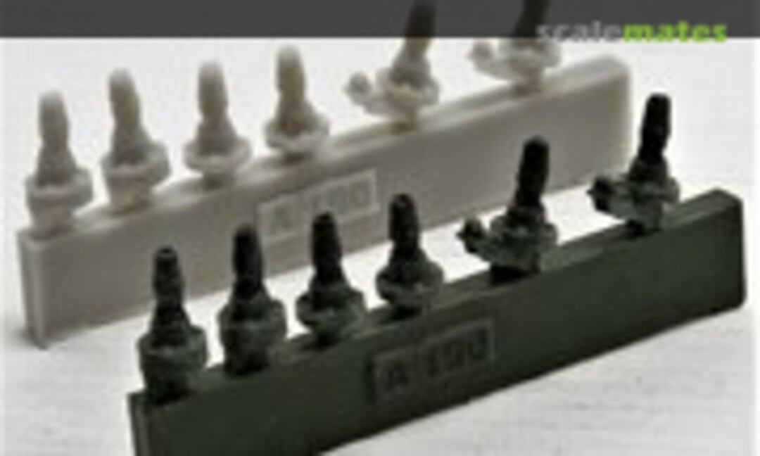 1:35 Bowman Radio Aerial Bases (Accurate Armour A190) A190