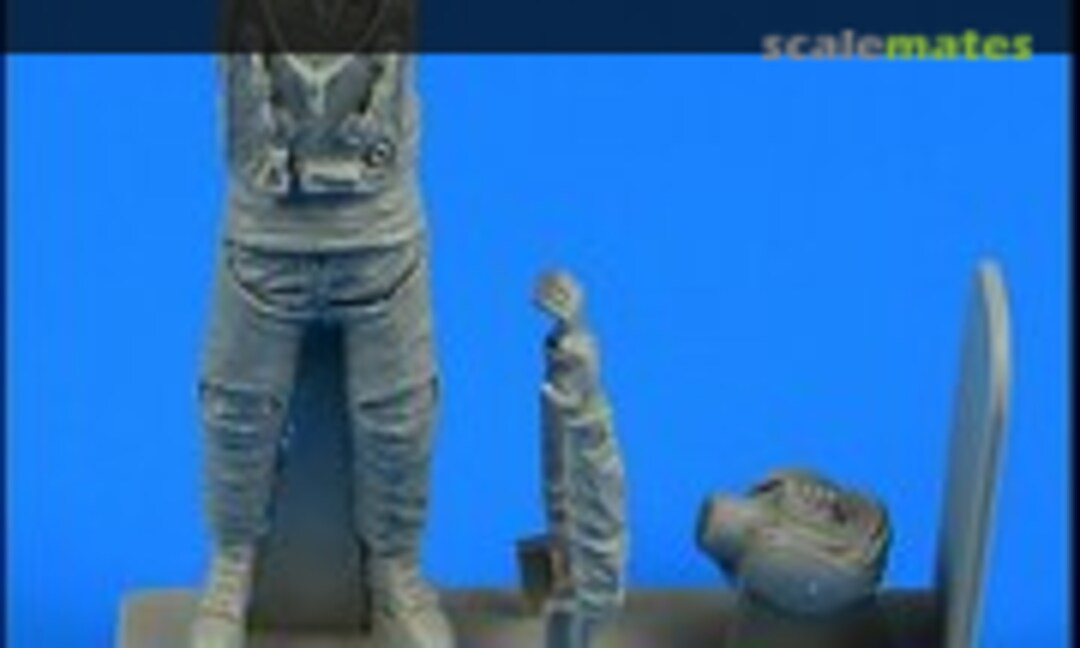 1:32 Modern Russian Air Force Fighter Pilot (Aerobonus 320 127) 320 127