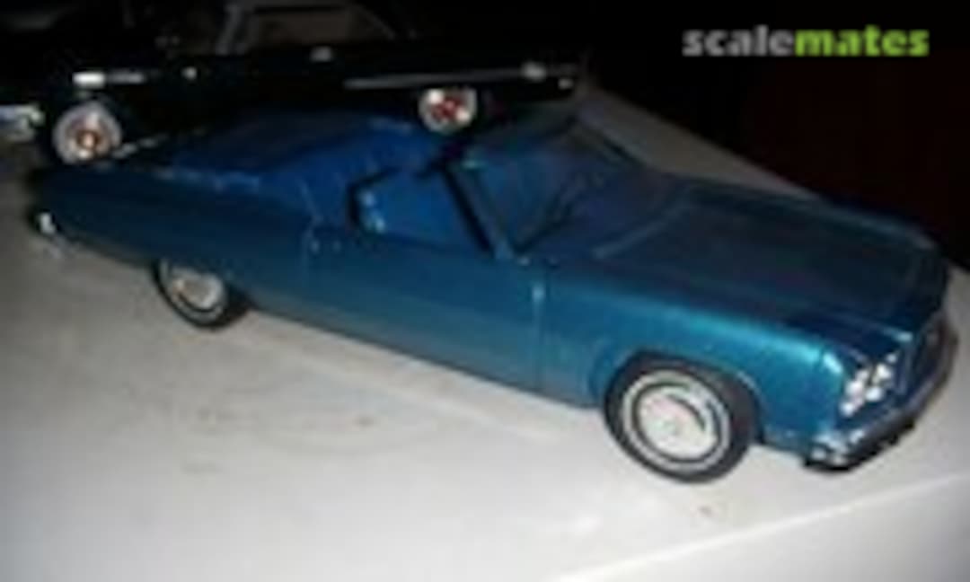 1:25 1975 Chevrolet Impala Convertible (MPC )