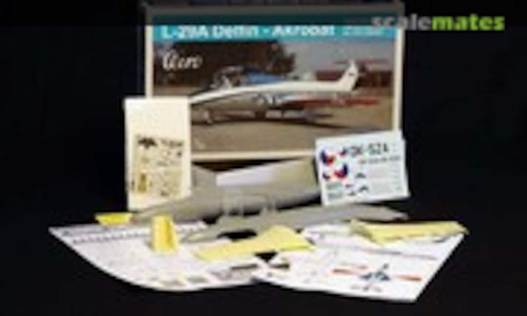 1:32 Aero L-29A Delfín Akrobat (HpH models HpH 32005R)
