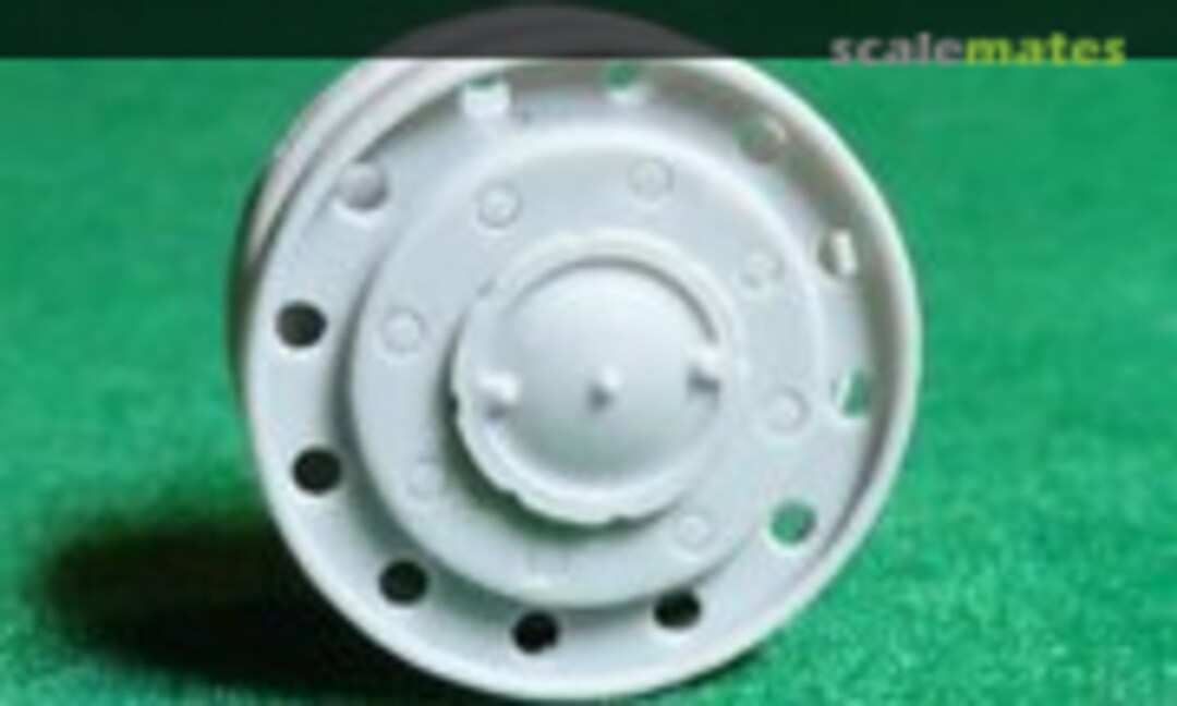 1:35 Wheels for КV-1, KV-2, pre-production and prototype models (DT-35 DT3522) DT3522