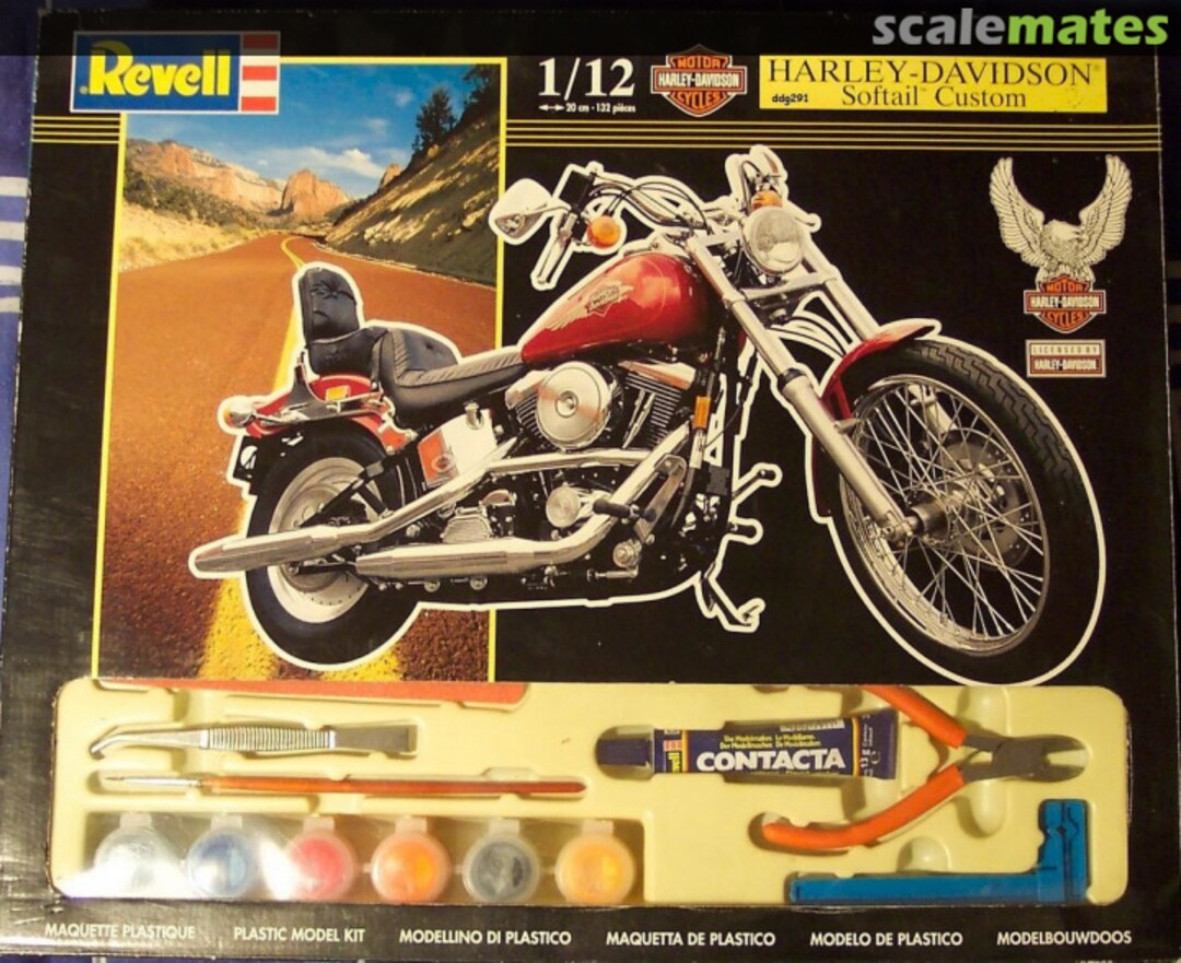 Boxart Harley-Davidson Softail Custom 92042 Revell Boxart Harley-Davidson Softail Custom 92042 Revell