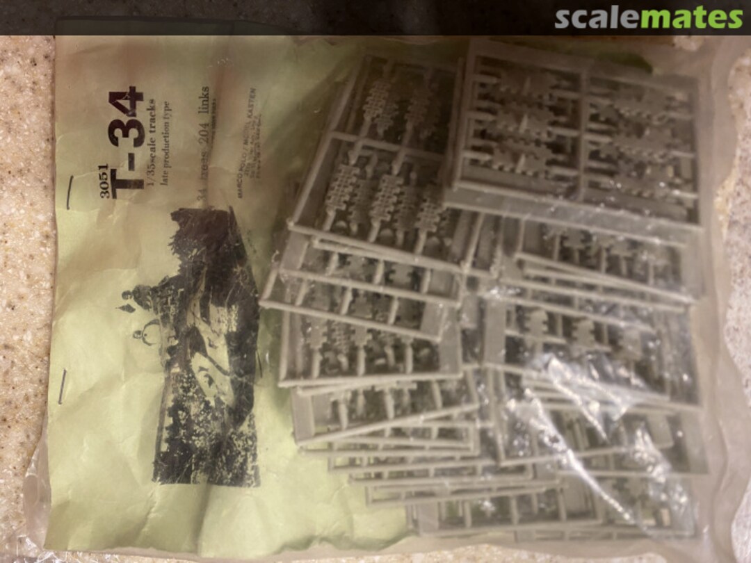 Boxart T-34 tracks 3051 Modelkasten Boxart T-34 tracks 3051 Modelkasten