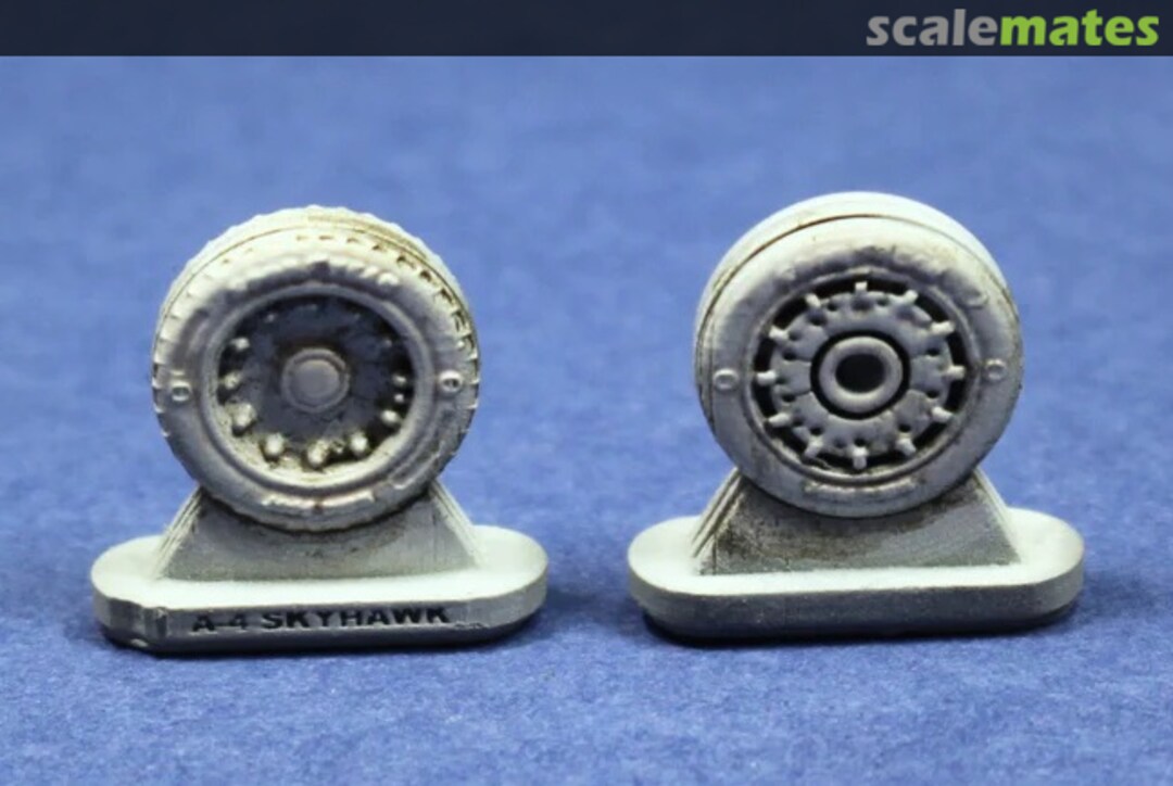 Boxart A-4 Skyhawk main wheels (ridged sidewall) 48135 Phase Hangar Resin Boxart A-4 Skyhawk main wheels (ridged sidewall) 48135 Phase Hangar Resin