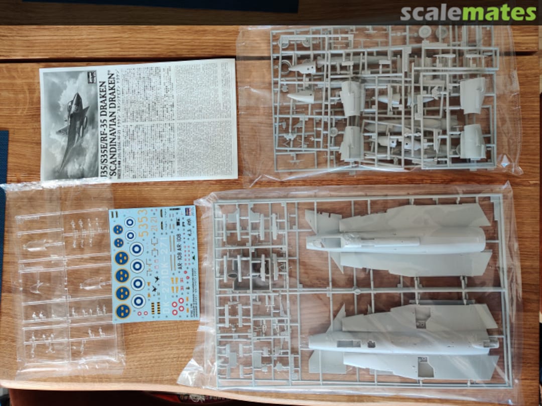 Contents J35/S35E/RF-35 Draken `Scandinavian Draken´ 07482 Hasegawa Contents J35/S35E/RF-35 Draken `Scandinavian Draken´ 07482 Hasegawa