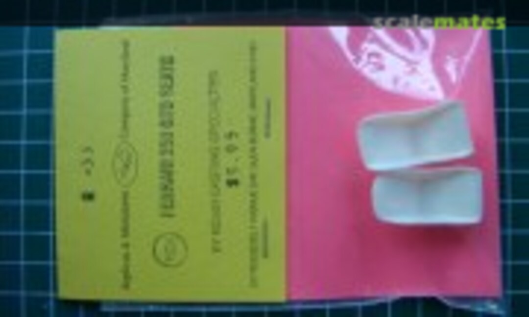 1:24 Ferrari 250 GTO Seats (Replicas & Miniatures Company of Maryland R-33) R-33