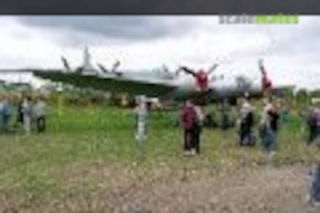 Tupolev SB-2M100 Katyushka